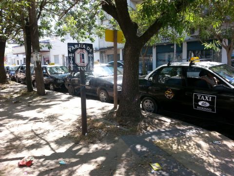 Vergüenza: Hoy y mañana no habrá taxis en la ciudad