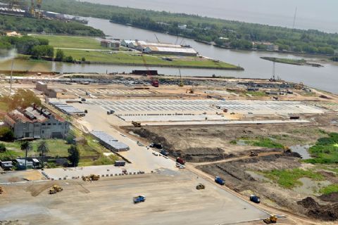 Scioli confirmó que el 21 de octubre llegan las grúas para la Terminal portuaria de Berisso