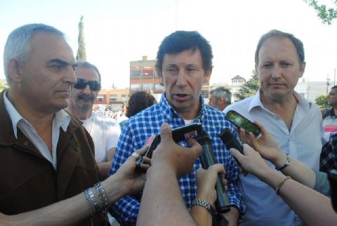 Gustavo Posse visitó la Fiesta del Inmigrante