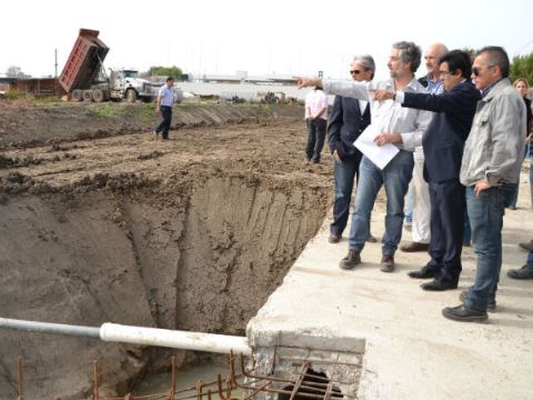 Arlía recorrió las obras del Canal Watzenborn y del Maldonado