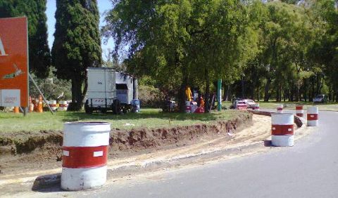 Permanecerá cerrado por una semana un carril de la Avenida 122