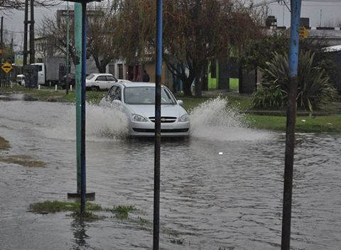 La lluvia castigó nuevamente a  la ciudad
