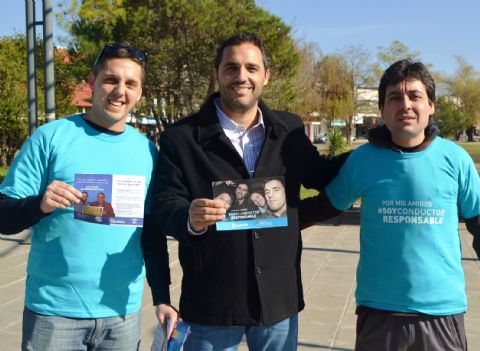 Campaña de concientización vial motorizada por ÚNICA