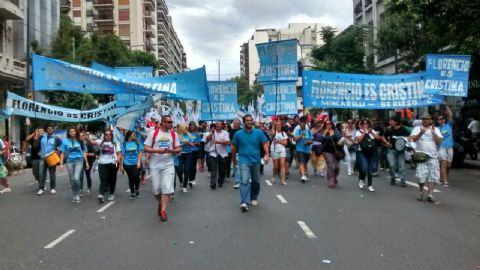 ÚNICA se movilizó al Congreso en respaldo a CFK y a Randazzo