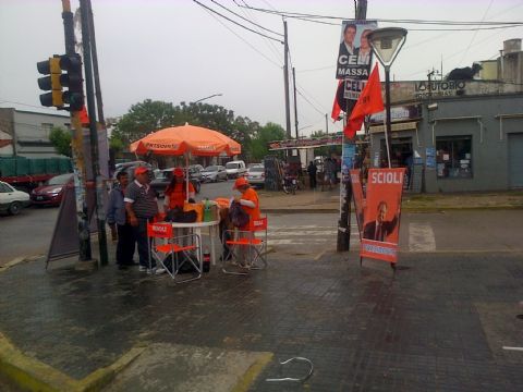 Fuerte campaña en apoyo a Scioli en La Franja