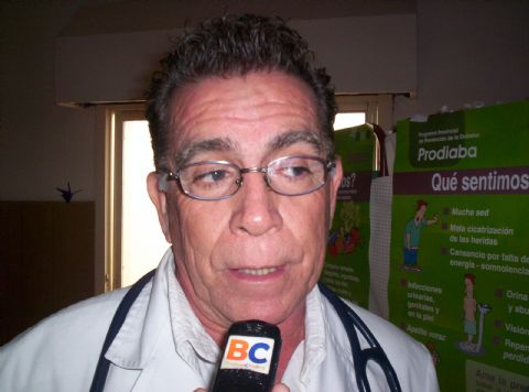 El doctor Zosi enumeró los síntomas capitales: “Tener mucha sed, orinar mucho y perder peso”