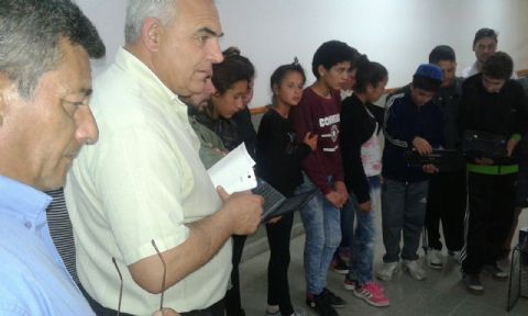 Celi junto a sus consejeros escolares visitó la muestra de la Escuela Técnica Nº 1