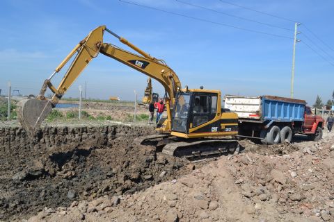 Comenzó la reparación de la bajada de la Avenida 66
