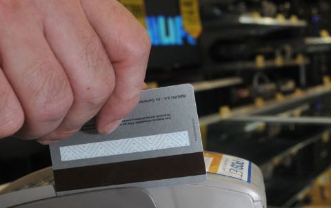 Información sobre el cumplimiento de Ley de Tarjetas de Débito y Crédito