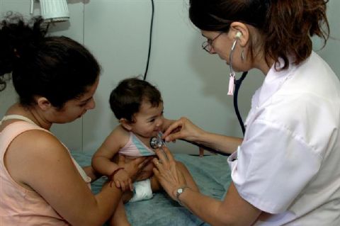 La mitad de las consultas pediátricas son por cuadros relacionados con el calor