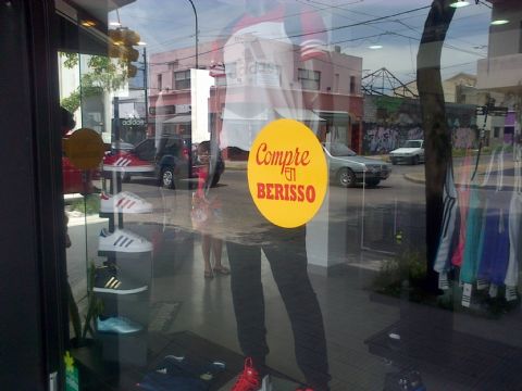 Se lanzó con éxito el programa ‘Compre Berisso’