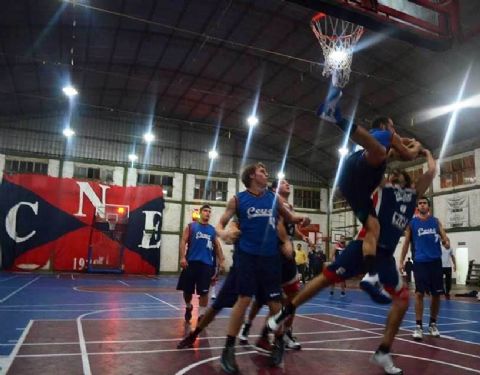 CEyE venció a Náutico y clasificó a los play off