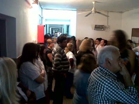 Y un día… el ministro de Salud bonaerense se hizo presente en el hospital
