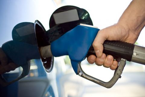 Se hizo efectiva la rebaja en el precio de los combustibles