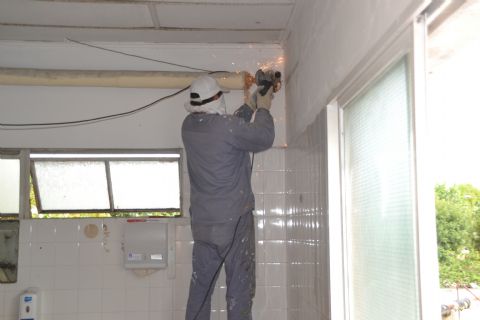 Culmina la remodelación de mobiliario y aulas en el Taller Naval