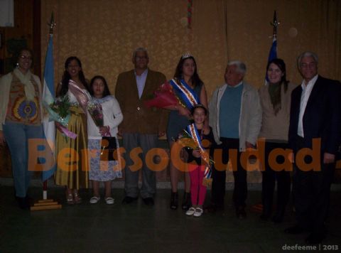 Aniversario y presentación de reinas en la colectividad Caboverdeana