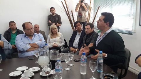 Garaza encabezó reunión con secretarios generales de todos los gremios de la región