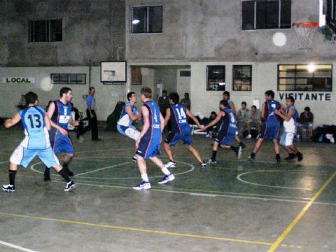 CEyE perdió en Tolosa y hay tercer partido
