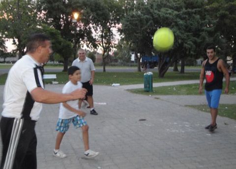 Circuito deportivo en Plaza Almafuerte con “prueba piloto y un seguimiento a cada individuo”