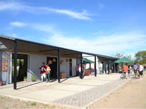Reabre el Mercado de la Ribera