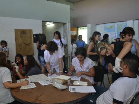 Evaluación médica integral a los integrantes del Envión