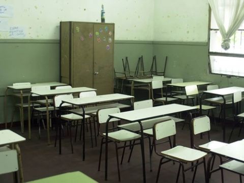 Información previsional para auxiliares y administrativos de educación