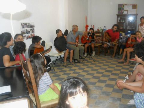 Despidiendo el año con alegría, música y danza