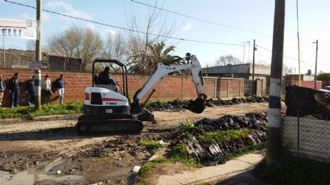 Avanzan las obras de pavimento del Programa “Más Cerca” en Berisso