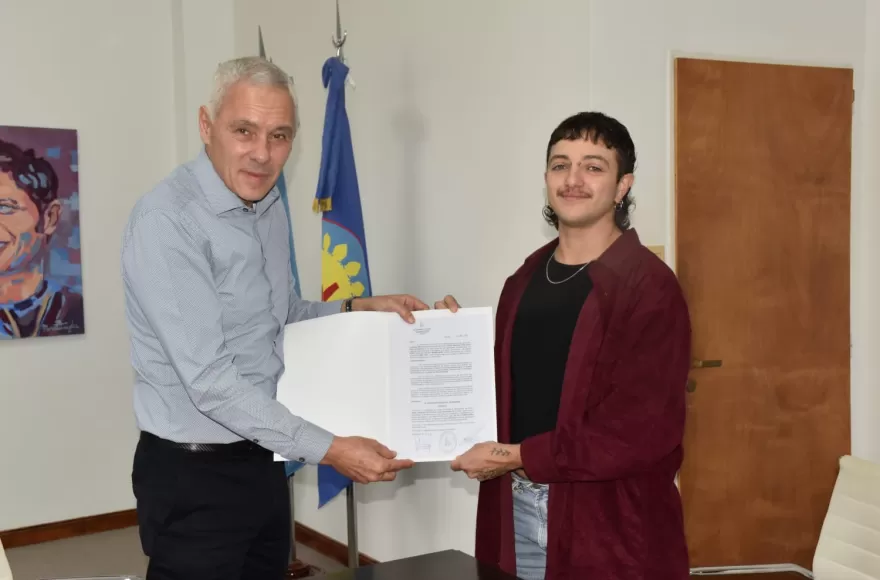 Cagliardi recibió a Oriel Papa.