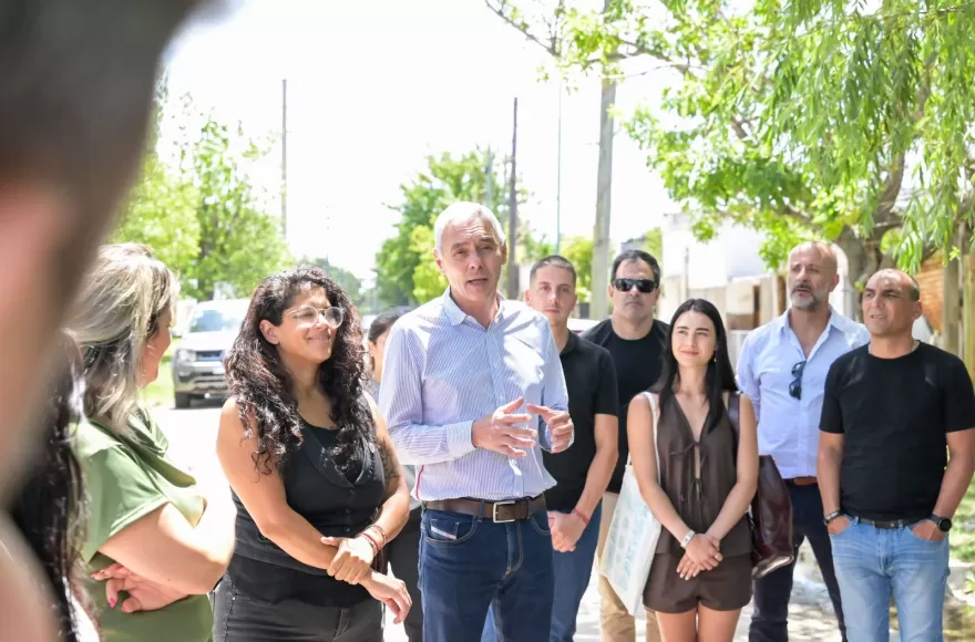 Además se estipula la construcción de una estación de bombeo para abastecer a unos 7.000 bonaerenses.