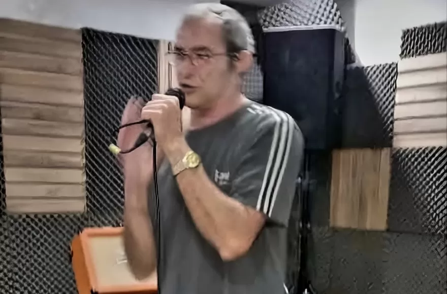 El sábado a las 21 horas está prevista la actuación de Néstor Schmidt, junto a otros músicos invitados.