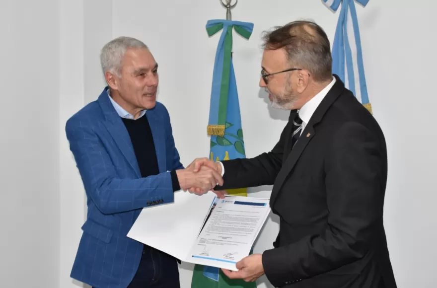 Fabián Cagliardi junto a Yurii Klymenko