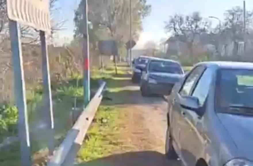 Alivio en la fila por el GNC en Berisso: la YPF de La Portada mantiene el suministro pese a cortes recientes