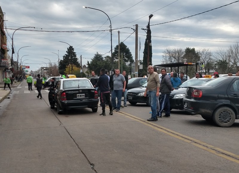 Protesta frente al COM.