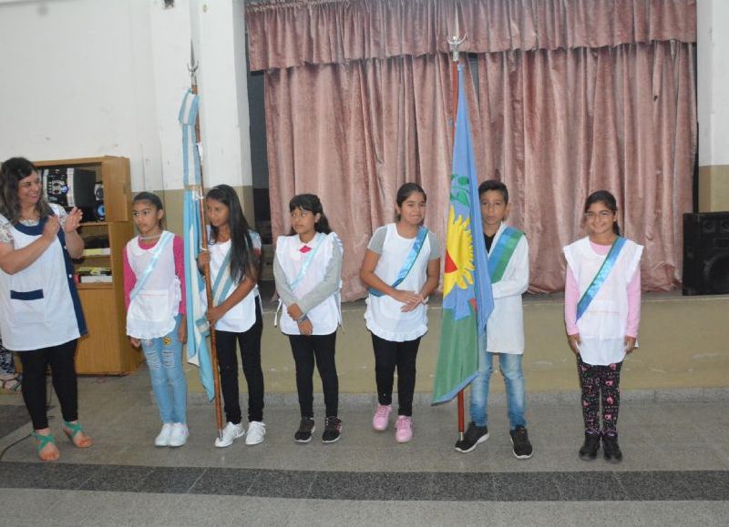 Ceremonia en la Escuela Nº 1.