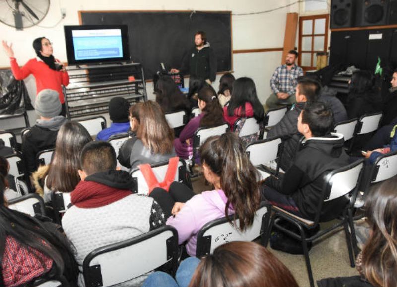 Deliberaciones en Barrio Universitario.