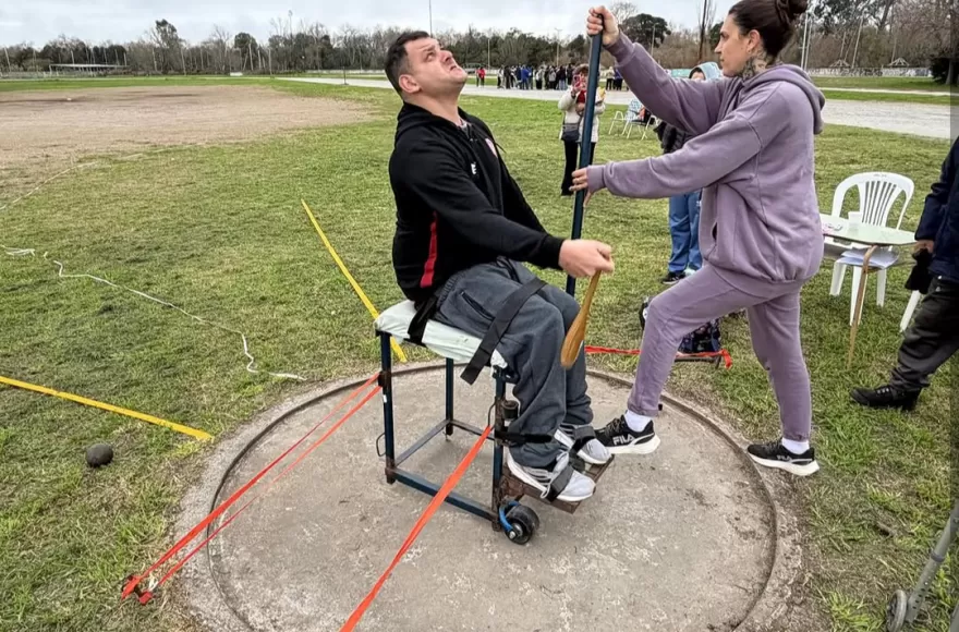 Durante la jornada se disputaron distintas pruebas de atletismo adaptado.