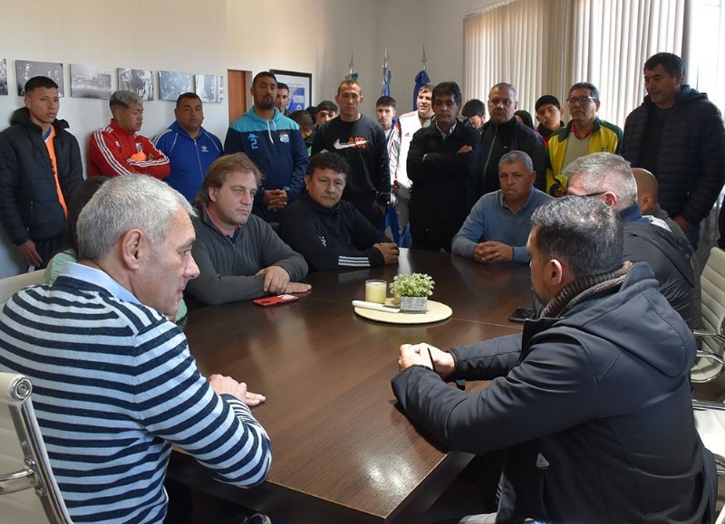 Acto en el despacho del intendente.