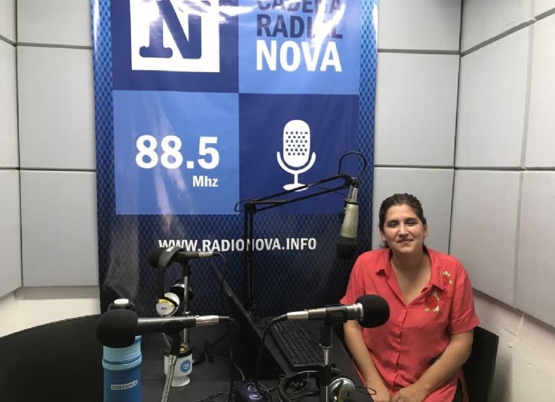 Daniela Goga en el aire de BerissoCiudad en Radio.