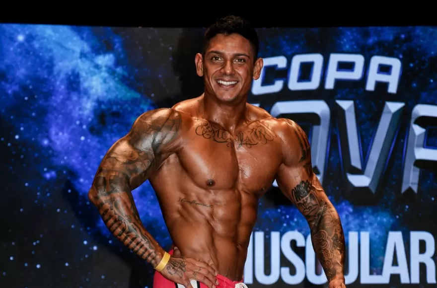 Matías Lara se consagró campeón en la Copa Nova 2026 y sigue haciendo carrera en el culturismo argentino