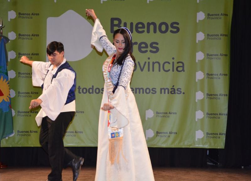 El baile de la Reina y Francisco Leiva Sgurudis.