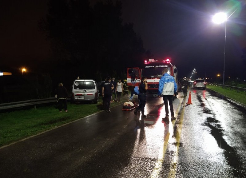 El conductor de una Partner perdió el control de su vehículo.