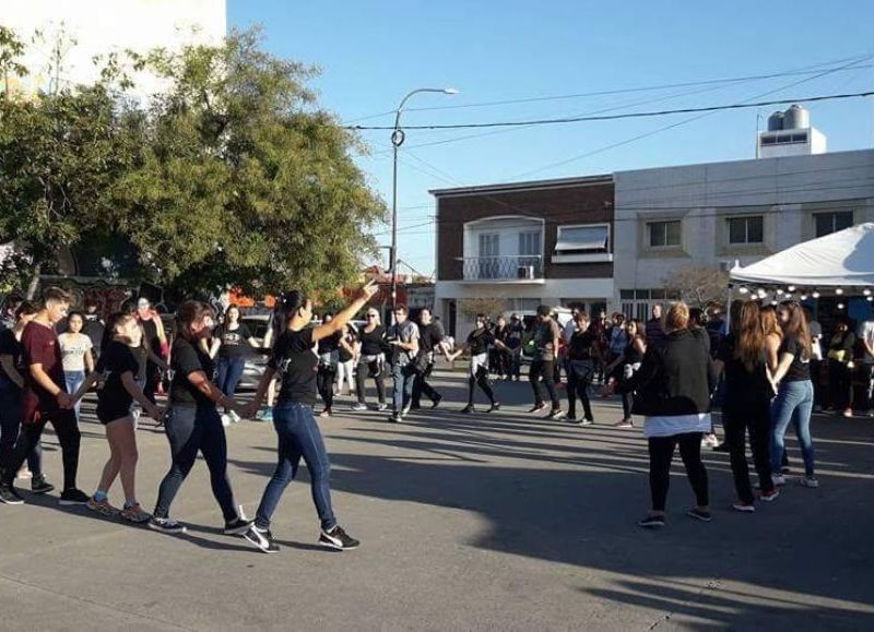 Conectados por el Dabke.