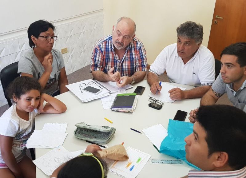 BerissoCiudad presenció la reunión.