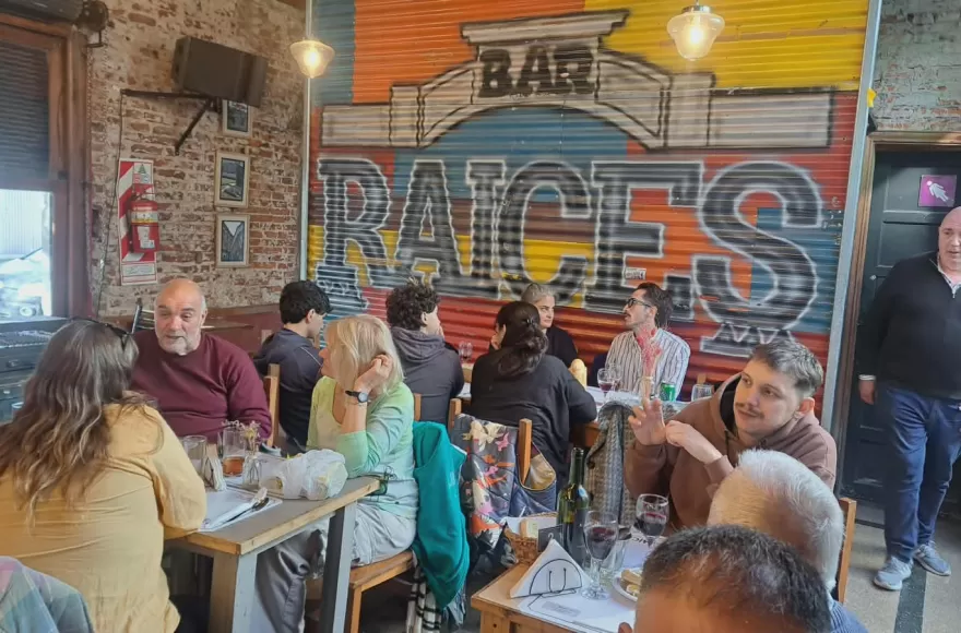 Raíces del Dawson festejó su aniversario con almuerzo popular y fuerte acompañamiento de la comunidad