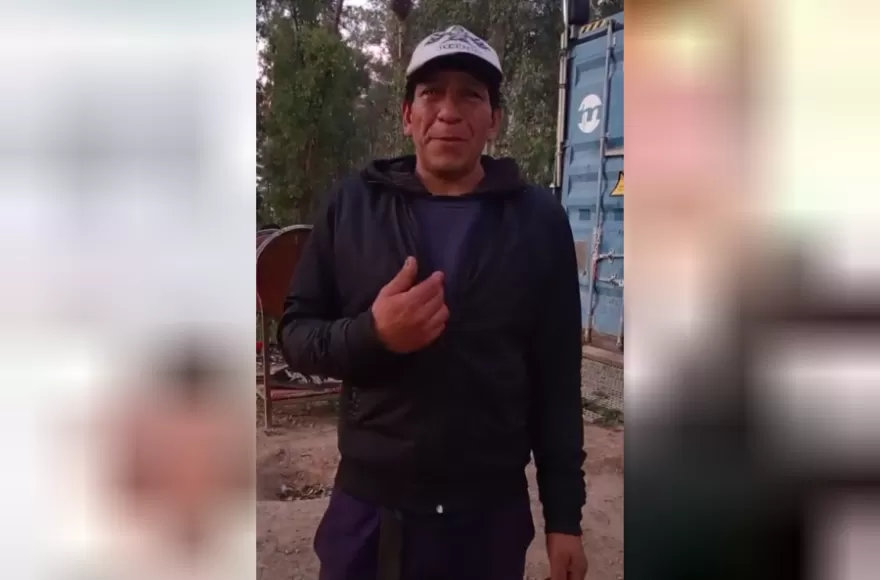 El hombre relató afligido el hecho.