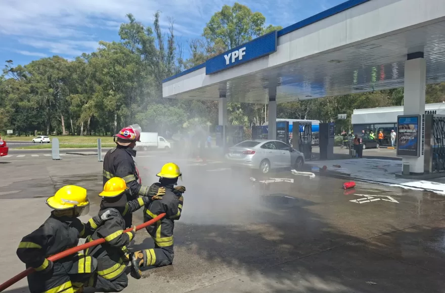 La actividad correspondió a un simulacro de derrame e incendio.