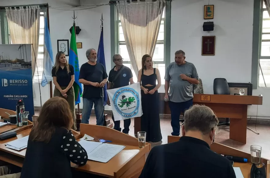 Por iniciativa del CEVECIM, se árobó la adhesión del Municipio a la Ley Nacional sobre la “Cuestión de las Islas Malvinas”.