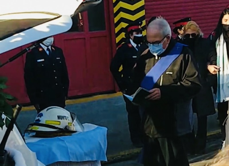 Emotiva ceremonia.