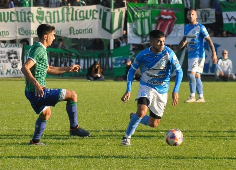 El Celeste recibe a Sacachispas.